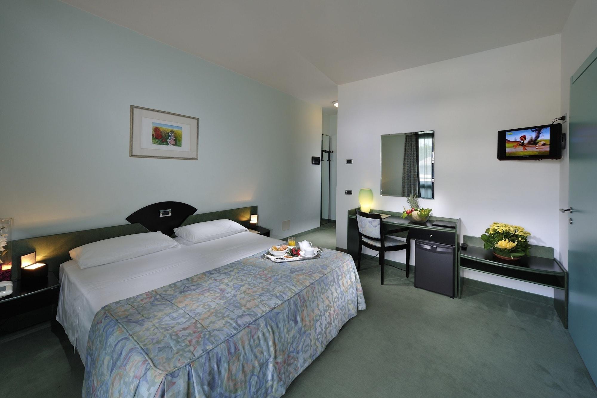 Hotel Medusa Splendid Λινιάνο Σαμπιαντόρο Εξωτερικό φωτογραφία