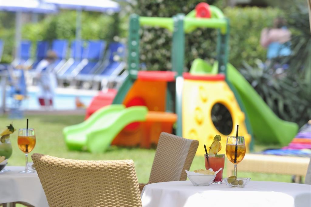 Hotel Medusa Splendid Λινιάνο Σαμπιαντόρο Εξωτερικό φωτογραφία